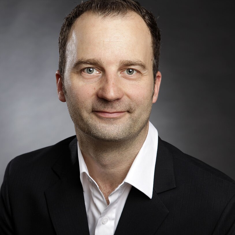 Portrait von Prof. Dr. Sebastian Pannasch