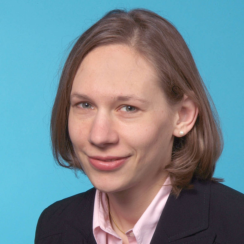 Portrait von Alma Zernecke