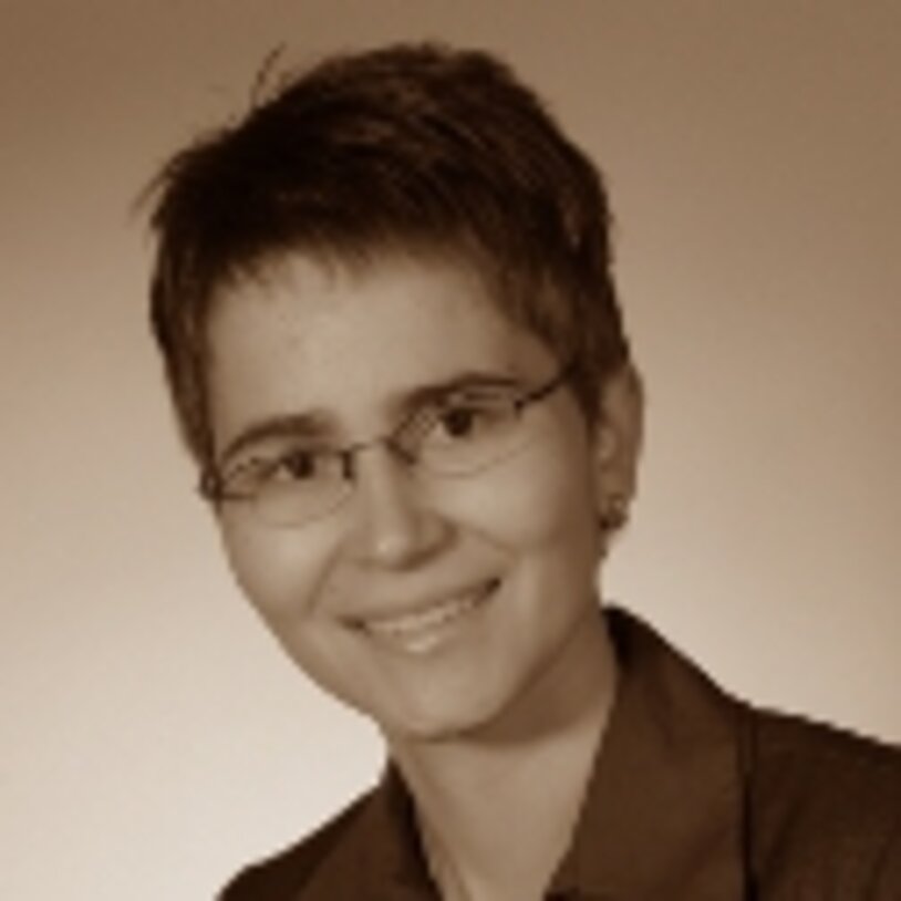 Portrait von   Christina  Holzapfel