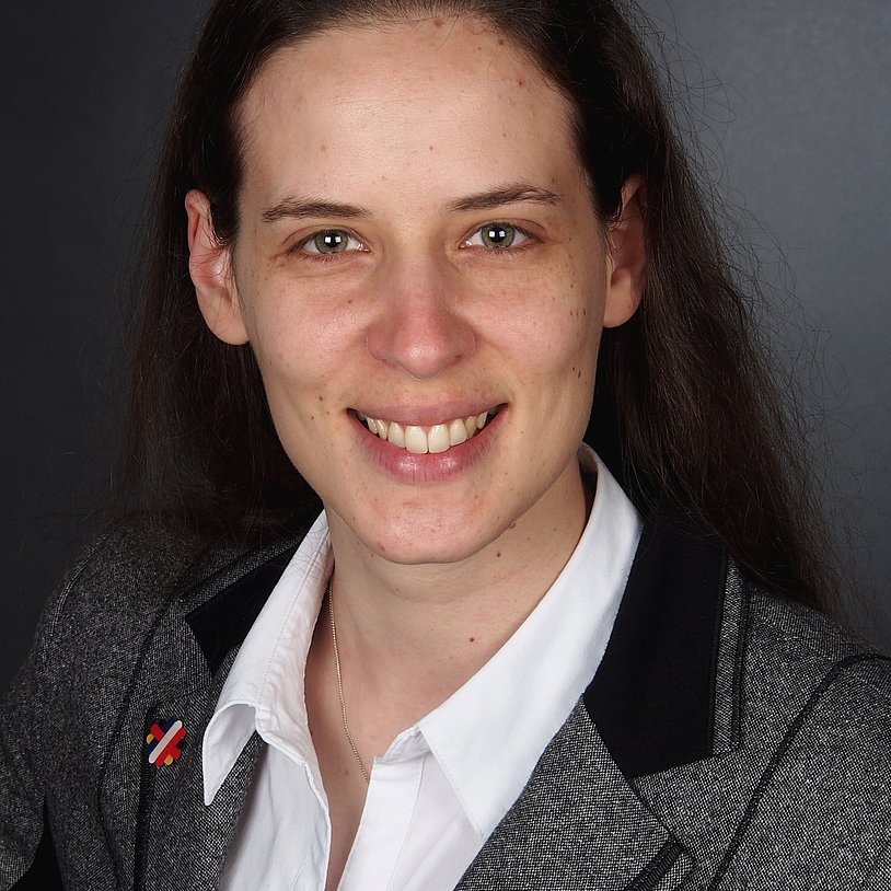 Portrait von Prof. Dr. Corinna Koch