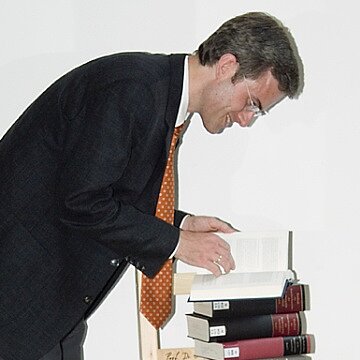 Portrait von Prof. Dr. Michael  Germann