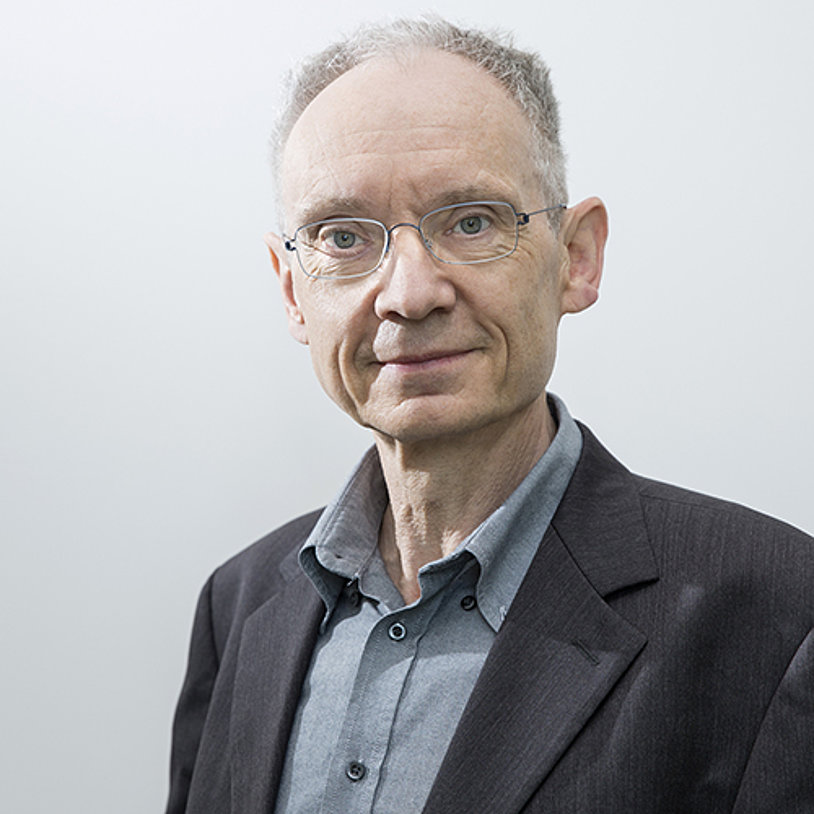 Portrait von Prof.Dr.-Ing.habil Egon  Hassel