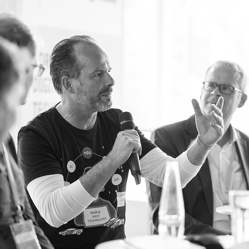 Portrait von Prof. Dr. Günter Huhle