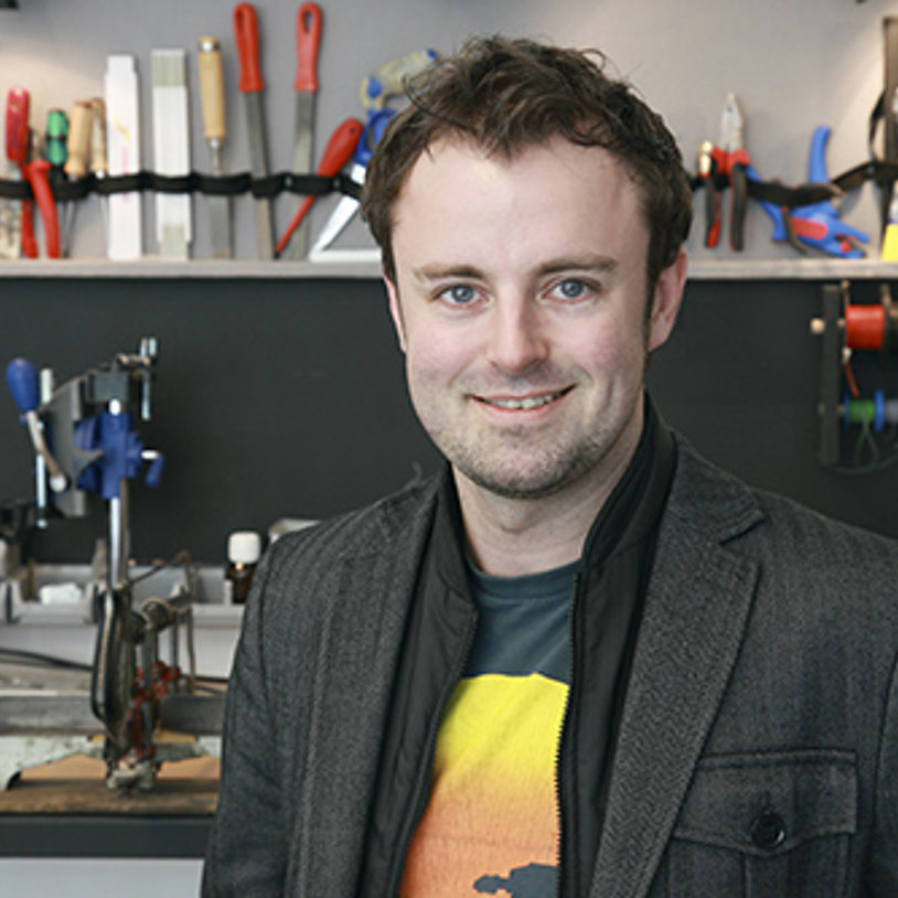 Portrait von Prof. Dr. Fabian  Hemmert