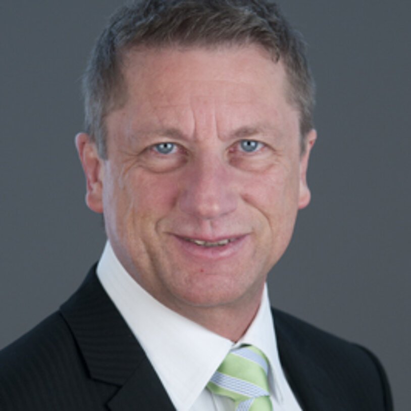 Portrait von Prof. Dr. Mike  Friedrichsen