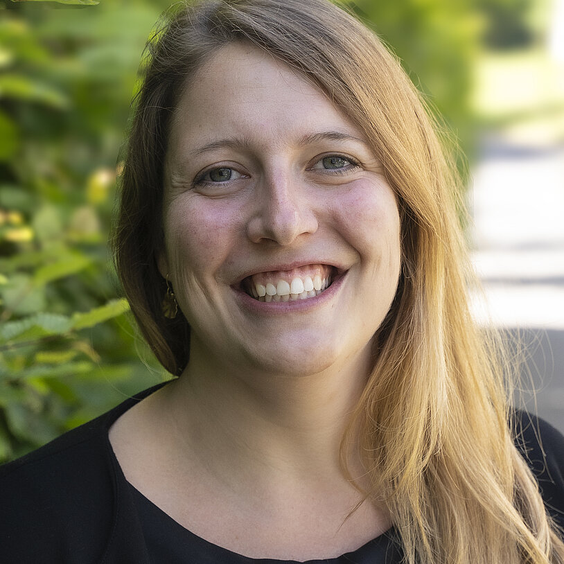 Portrait von Dr. Katharina Höfer