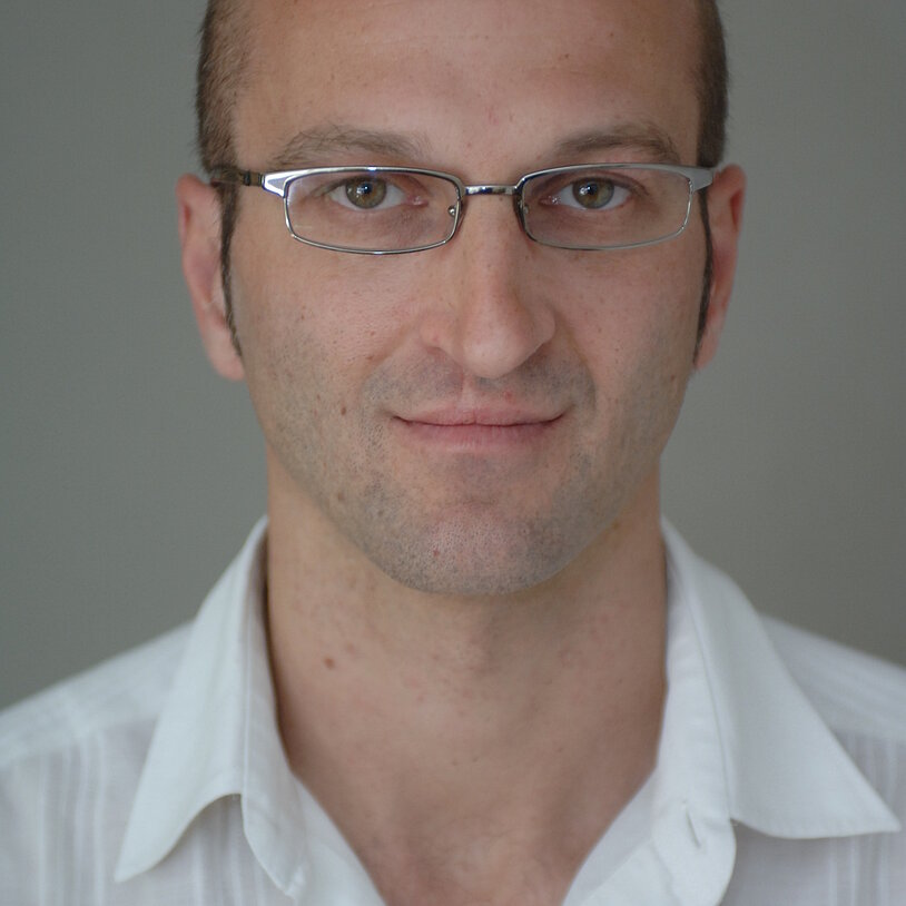 Portrait von M.A. Dirk  Scheer