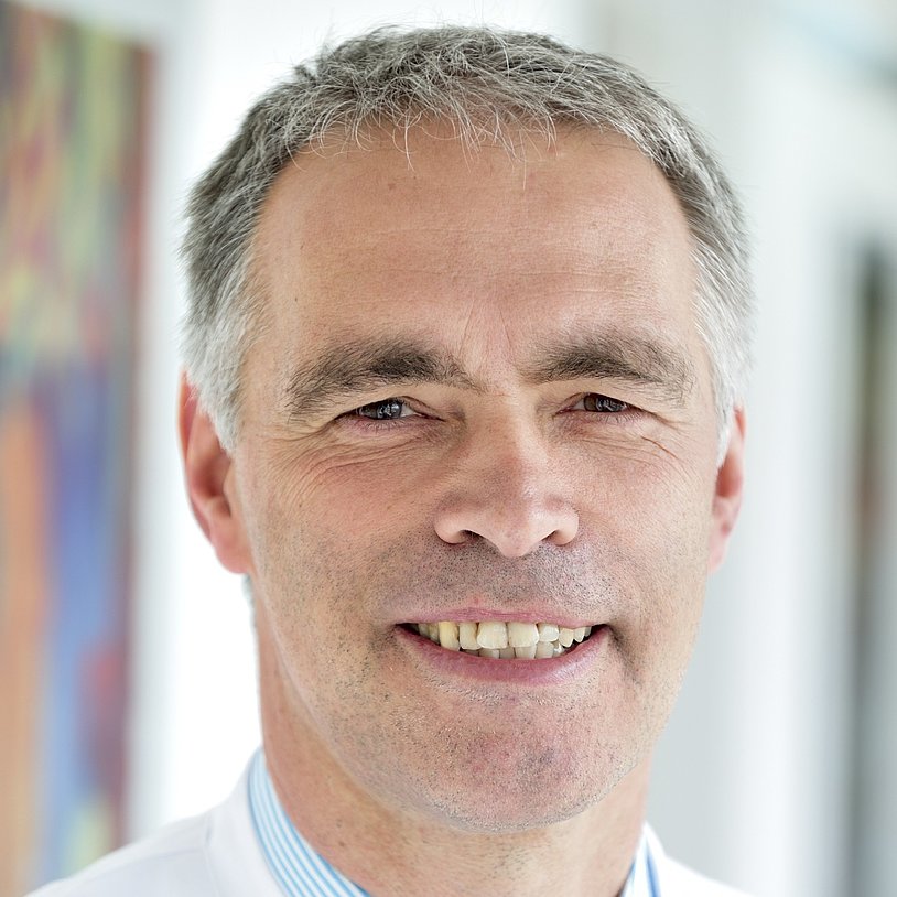 Portrait von Prof. Dr. Johannes Breuer